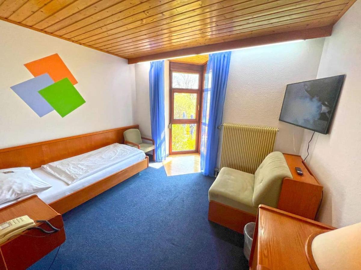 Hotel Und Restaurant Nehrener Hof Luaran gambar
